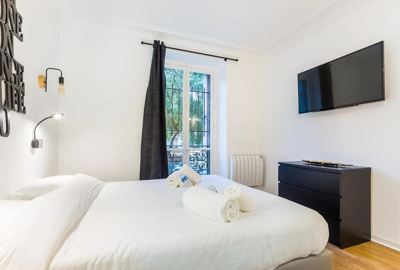Apartman Cmg - Nation / Voltaire Párizs